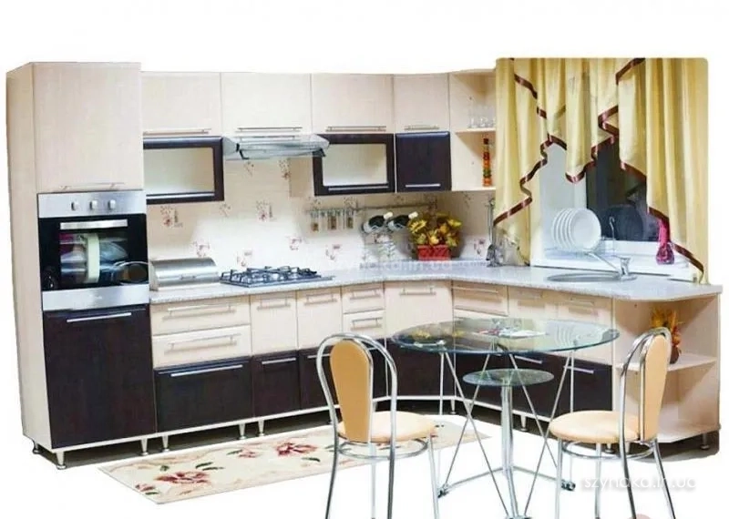 Кухонные шкафы в два ряда Кухонные шкафы в два ряда